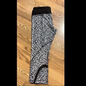 Size 10 Lululemon crop leggings